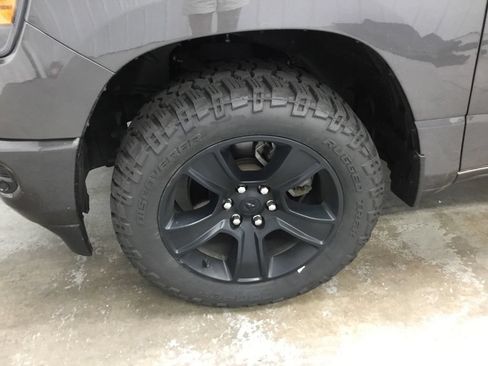 Used 2021 RAM 1500 Big Horn AWD/4WD image 5
