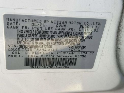 Used 2021 Nissan Kicks S image 33