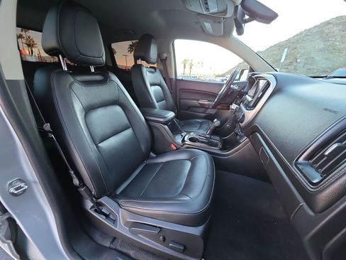 Used 2019 GMC Canyon SLT image 28