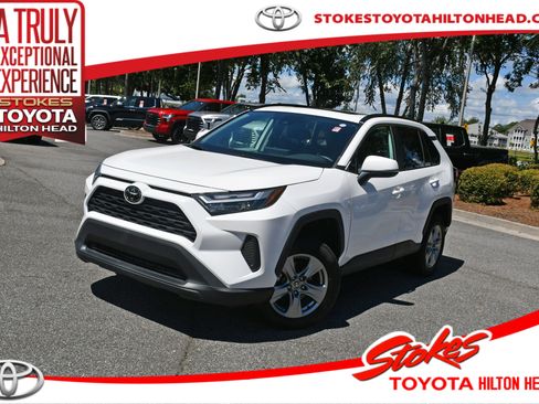 Used 2023 Toyota RAV4 XLE w/ Convenience Package FWD image 1