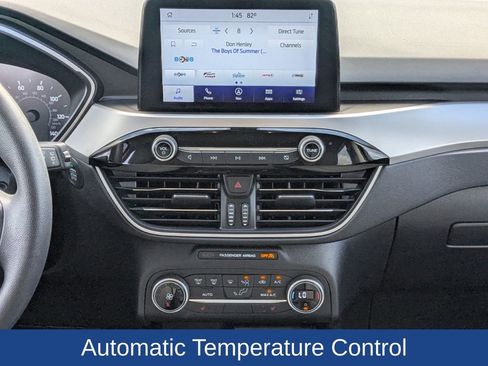 Certified 2020 Ford Escape SE image 18