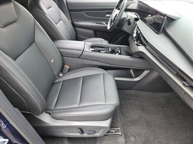 Certified 2025 Nissan Murano SV FWD image 21