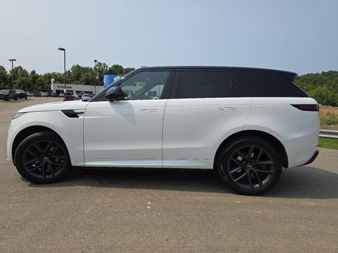 Used 2024 Land Rover Range Rover Sport Dynamic SE AWD/4WD image 16