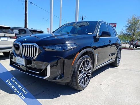 Certified 2024 BMW X5 sDrive40i w/ Parking Assistance Package image 3