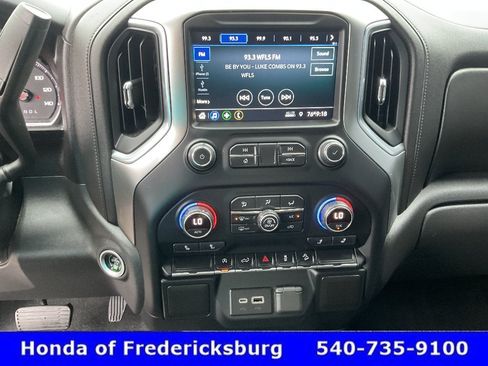 Used 2021 Chevrolet Silverado 1500 RST AWD/4WD image 34