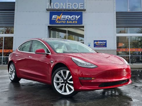 Used 2019 Tesla Model 3 Standard Range Plus RWD image 1