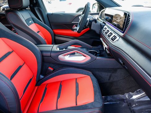 New 2026 Mercedes-Benz GLE 53 AMG 4MATIC Coupe image 17