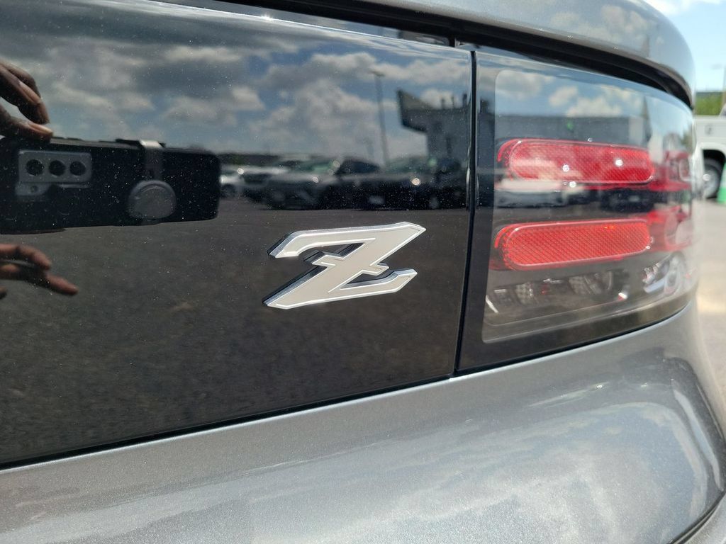 Used 2025 Nissan Z Sport w/ Floor Mat Package RWD image 27