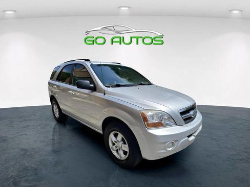 Used 2009 Kia Sorento LX image 9