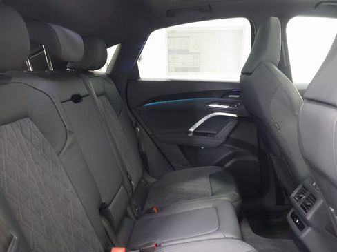 New 2025 Audi SQ5 Premium Plus image 24