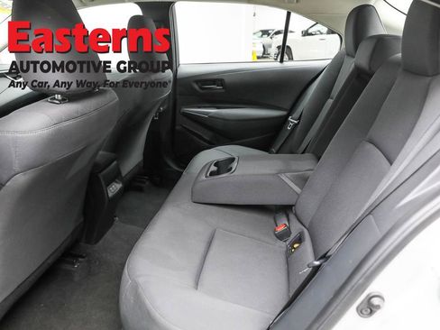 Used 2023 Toyota Corolla LE image 21