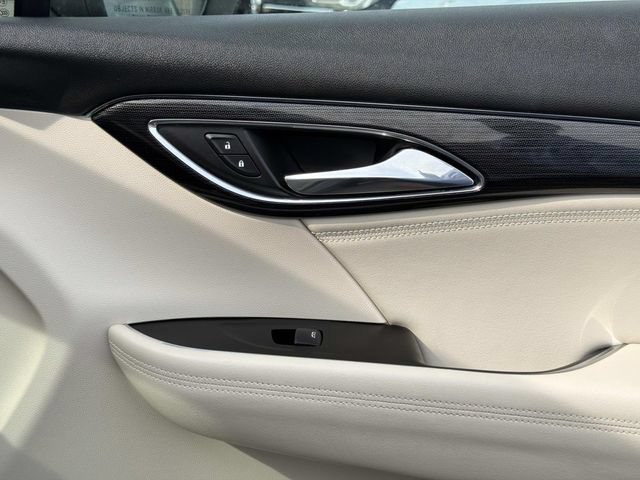 Used 2023 Buick Envision Preferred FWD image 18