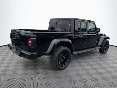 Used 2021 Jeep Gladiator Overland image 8
