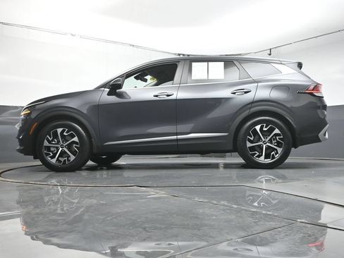 Used 2024 Kia Sportage EX FWD image 34