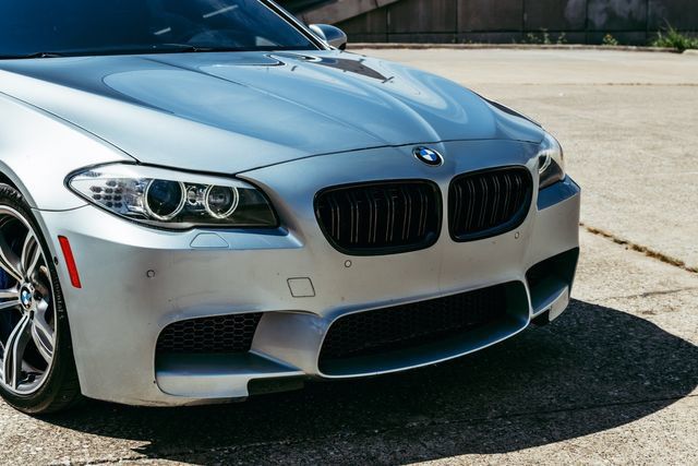 Used 2013 BMW M5 RWD image 23