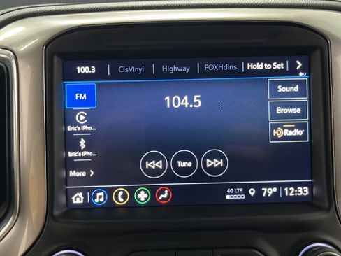 Used 2021 Chevrolet Silverado 1500 LT Trail Boss w/ Convenience Package II AWD/4WD image 15