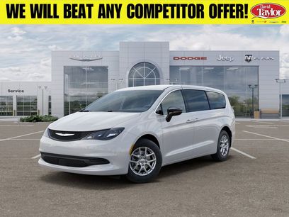 New 2026 Chrysler Voyager LX