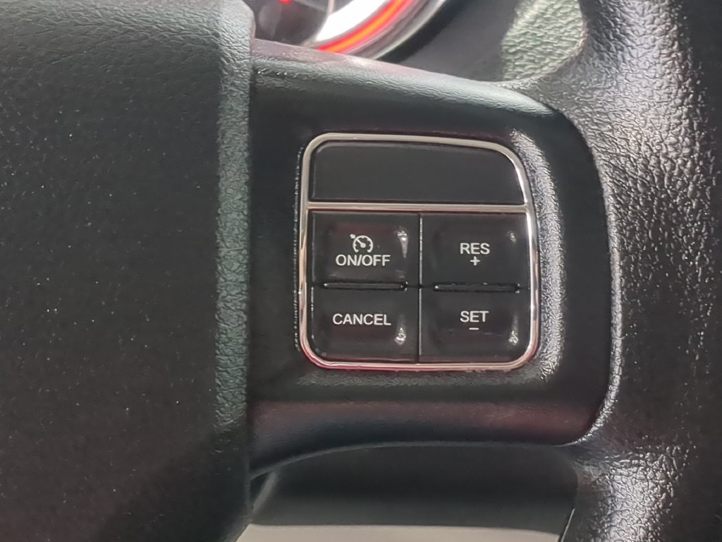 Used 2016 Dodge Grand Caravan American Value Package FWD image 27