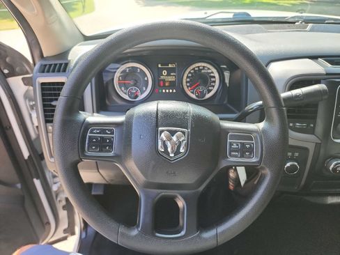 Used 2017 RAM 2500 Tradesman w/ Chrome Appearance Group AWD/4WD image 19