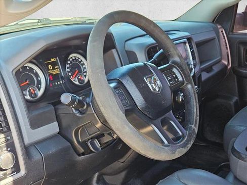 Used 2017 RAM 3500 Tradesman RWD image 9