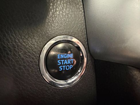 Used 2018 Toyota Highlander Limited Platinum w/ Protection Package #3 image 30