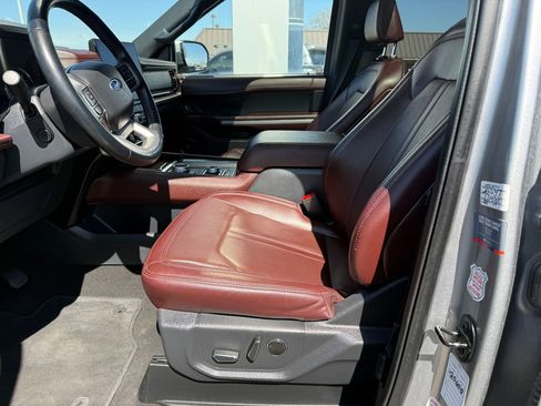 Used 2024 Ford Expedition Max Limited image 16