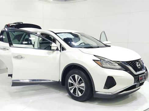 Used 2019 Nissan Murano S image 29