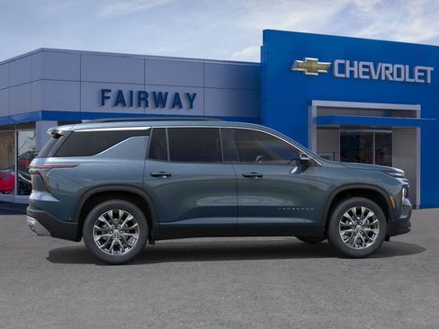 New 2026 Chevrolet Traverse LT w/ Enhanced Driving Package image 5