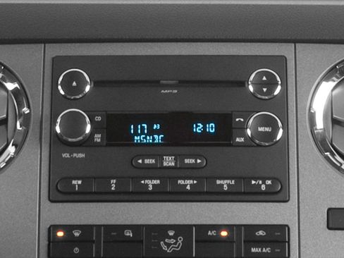Used 2016 Ford F250 XLT w/ FX4 Off-Road Package AWD/4WD image 41