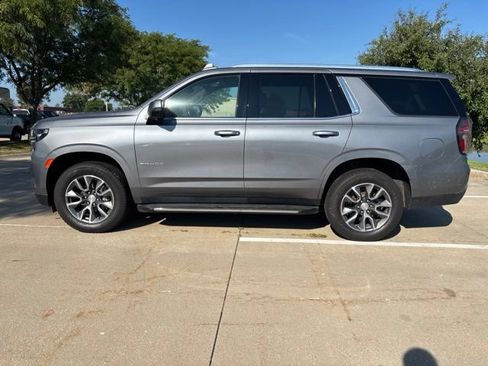 Used 2021 Chevrolet Tahoe LT w/ LT Signature Package AWD/4WD image 9