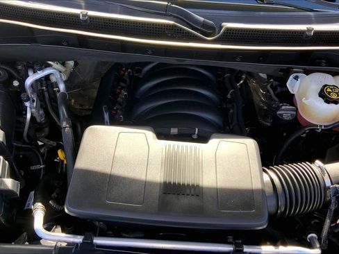 Used 2023 GMC Yukon Denali image 32