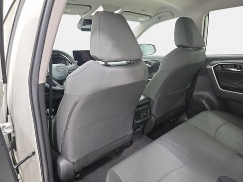 Certified 2023 Toyota RAV4 XLE AWD/4WD image 10