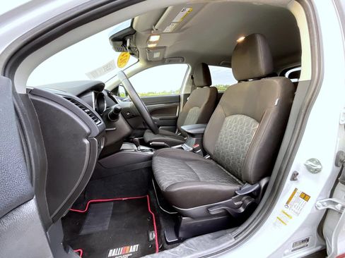 Used 2024 Mitsubishi Outlander Sport Ralliart AWD/4WD image 10