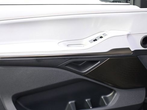 New 2026 Lincoln Navigator L Black Label image 23