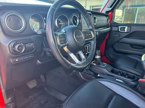 Used 2021 Jeep Wrangler Unlimited Rubicon 4xe w/ Cold Weather Group image 16