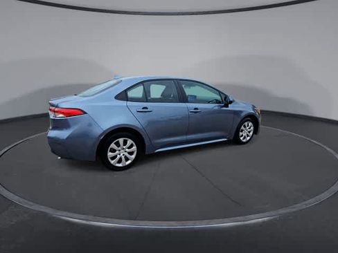Used 2024 Toyota Corolla LE FWD image 8