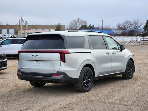 New 2026 Kia Carnival SX Prestige FWD image 3