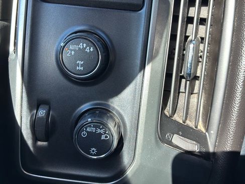 Used 2018 Chevrolet Silverado 1500 LT image 11