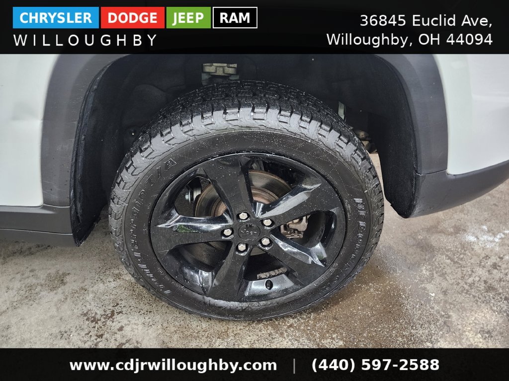 Used 2023 Jeep Grand Cherokee Limited w/ Luxury Tech Group II AWD/4WD image 42