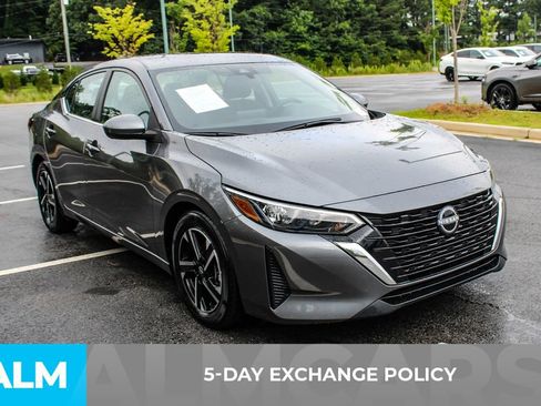 Used 2024 Nissan Sentra SV FWD image 3