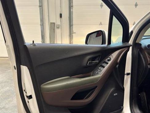 Used 2015 Chevrolet Trax LTZ AWD/4WD image 10
