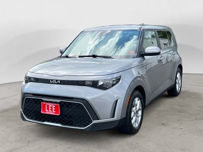 Used 2024 Kia Soul LX w/ Option Group 015