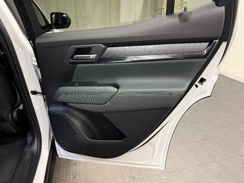 New 2026 GMC Terrain AT4 AWD/4WD image 23