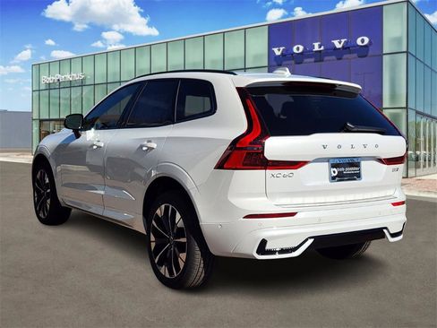 New 2026 Volvo XC60 B5 Plus w/ Protection Package Premier image 30