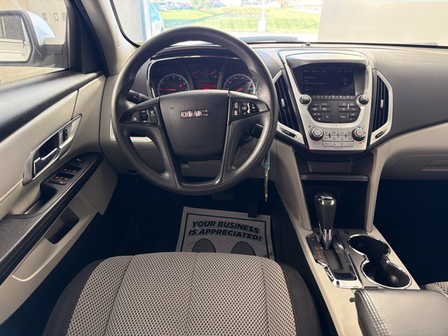 Used 2017 GMC Terrain SLE FWD image 32