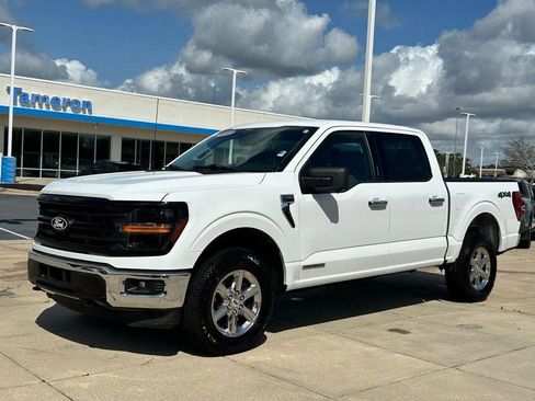 Used 2024 Ford F150 XLT w/ Mobile Office Package image 4
