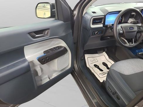 New 2025 Ford Maverick XLT w/ XLT Luxury Package image 6