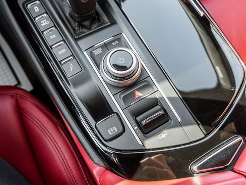 Used 2022 Maserati Levante GT AWD/4WD image 10