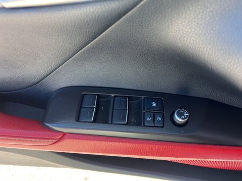 Used 2022 Toyota Camry XSE image 24