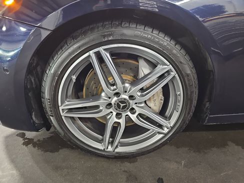 Used 2018 Mercedes-Benz E 300 image 34